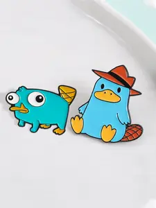2-Pack Platypus Enamel Badge Set, Blue Pet Big Eye & Detective Hat, Cute Contrast Style Lapel Pins, Lapel Brooch, Perfect for Anime Lovers & Nostalgia Fans