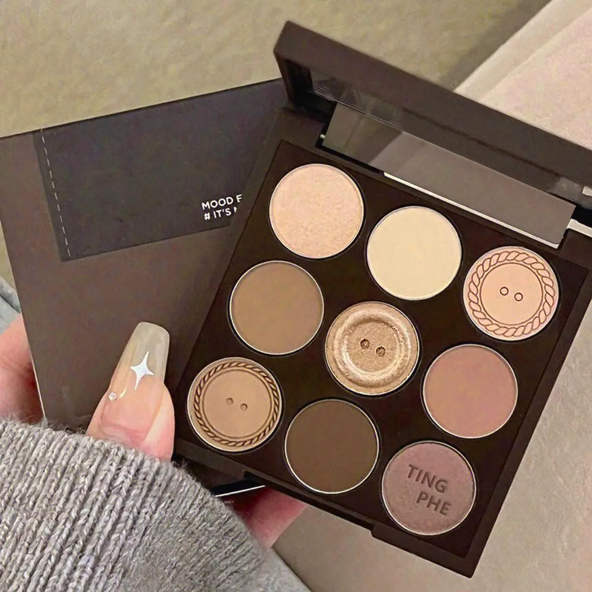 9 Color Long-Wearing Matte Eyeshadow Palette, Earth Tone Eye Shadow Makeup Palette, High Pigmented Blendable Eyeshadow Powder, Summer Makeup, Christma