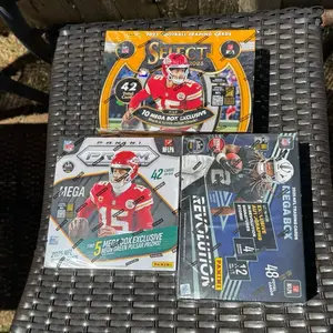 2025 FOOTBALL MEGA BOX - PRIZM / SELECT / REVOLUTION / ABSOLUTE You Pick Live