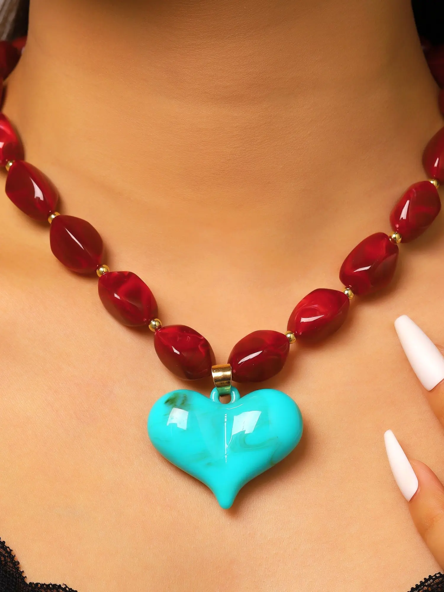 Dopamine Colorful Resin Heart Necklace, European and American Style Exaggerated Irregular Bead Chain, Vacation Wind Layered Accessory, Chunky Necklace, Fashionable Accessory, Beaded Dopamine Necklace, Bead Necklaces