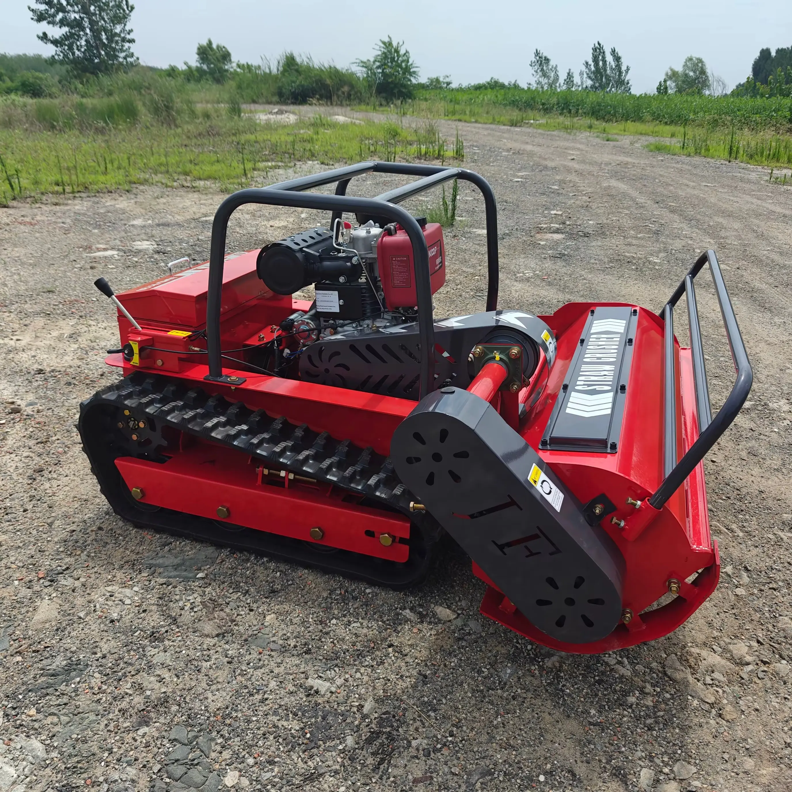 CE EPA Diesel Engine Grass Cutting Machine Agriculture Rubber Tracks Remote Control Robot Lawn Mower
