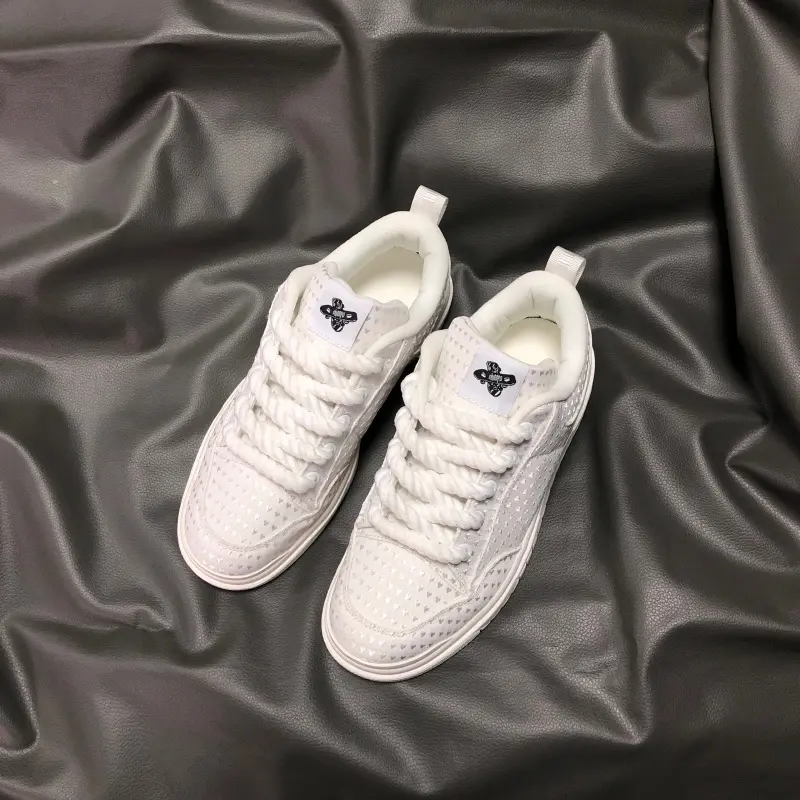 Trendy low top board shoes with white lace up for men, canvas shoes, comfortable and breathable, plus size four season shoes