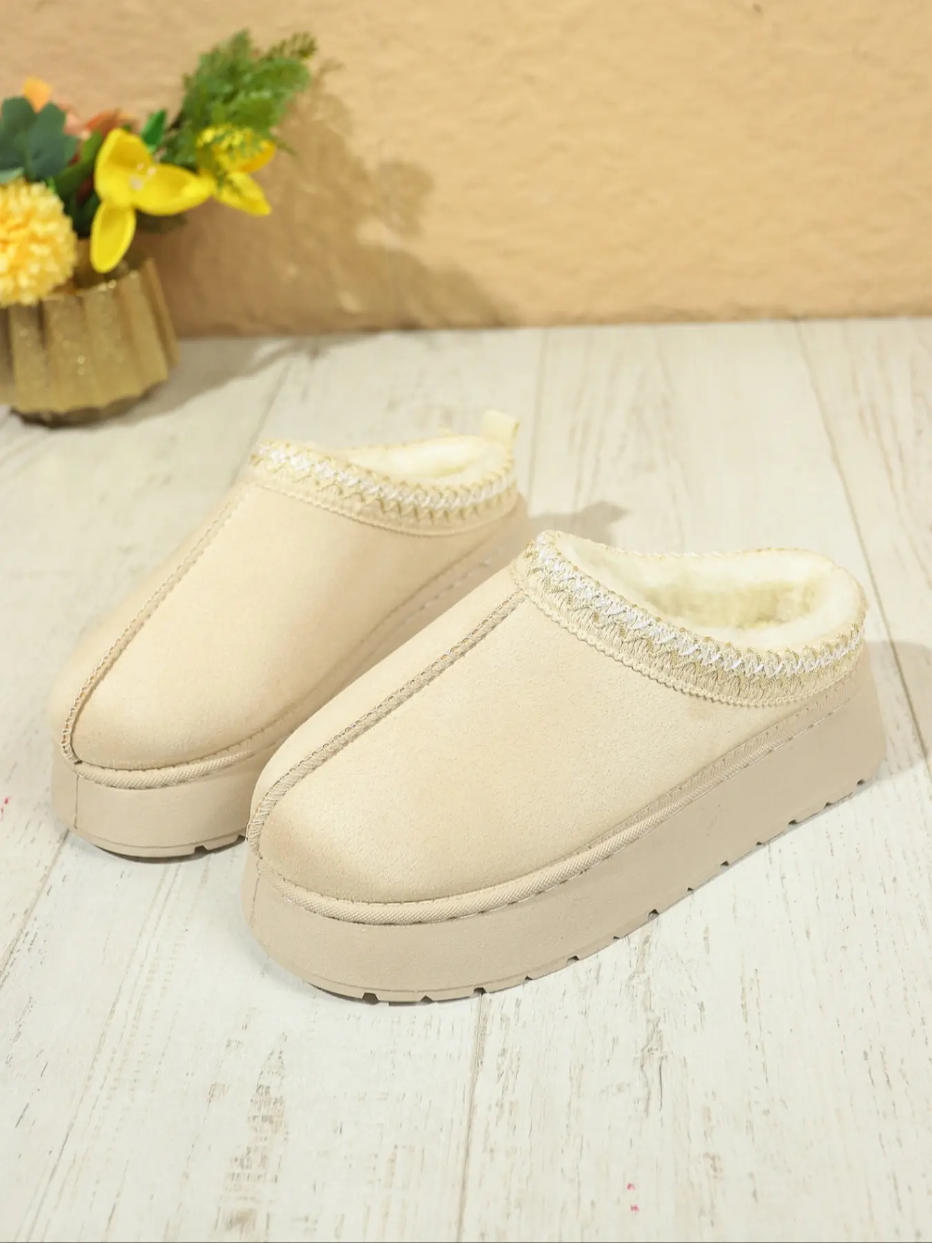 Women's Braided Leather Outdoor Suede Lined Slippers, Mini Platform Boots with Fluffy Fur Lining, Short Ankle Boots for Autumn Winter, Warm Slippers, Slipper Shoes