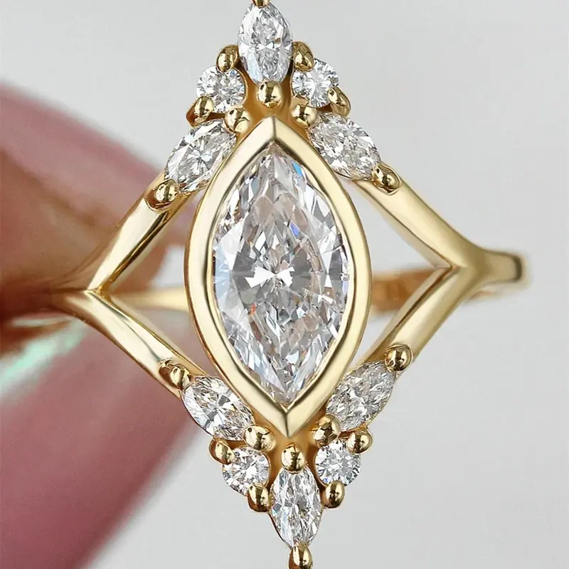Fashion Hollow Out Design Rhinestone Decorated Ring, Princess Ring, Fashion Hand Jewelry for Party, Daily Clothing Decor, Trendy All-match & Exquisite Jewelry for Birthday Gift, Elegant Rhinestone Ring, Beautiful Rings