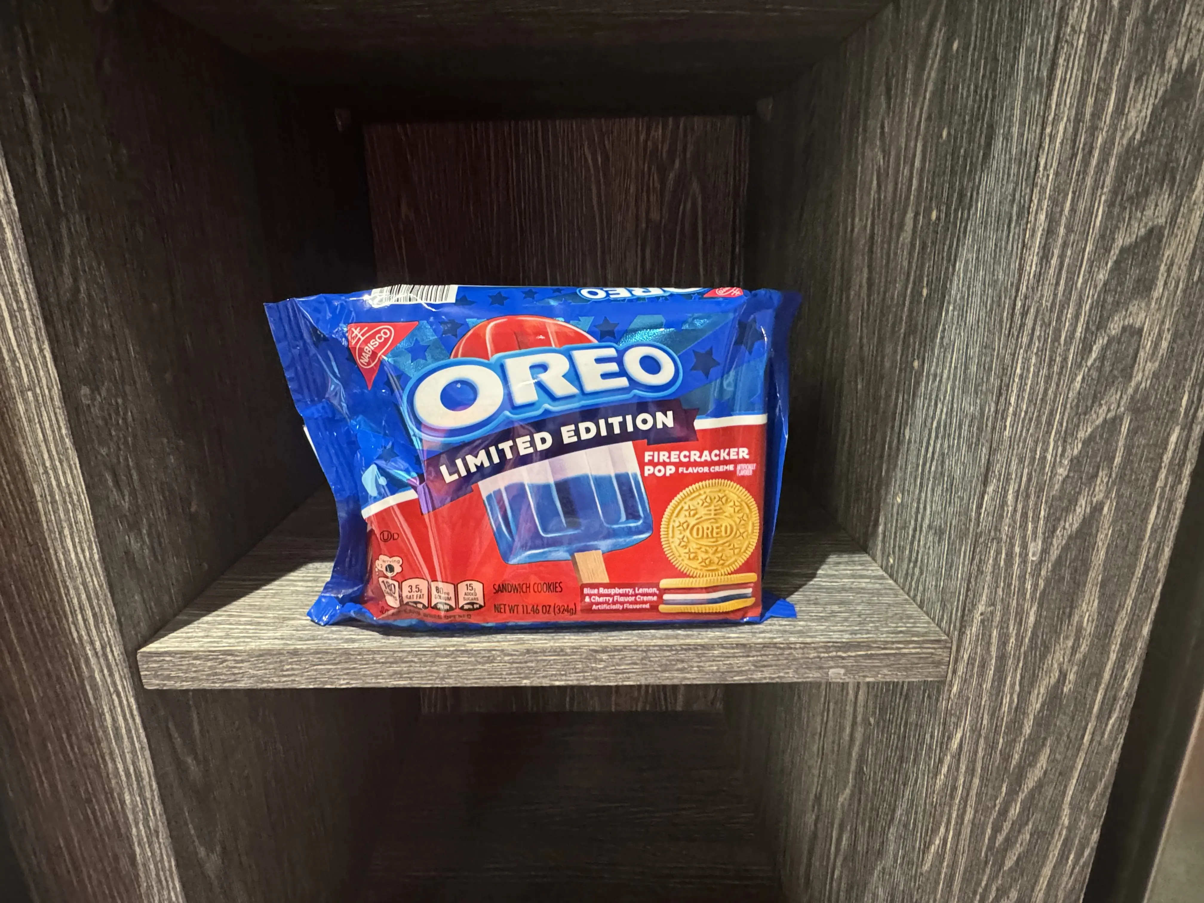 Limited Edition Firecracker Pop Oreos