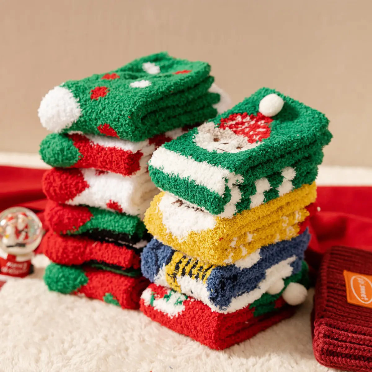 Christmas Plush Socks Gift Set for Family Matching Pack Adults Kids Thermal Lined with Cartoon Prints Cozy Fleece for Outdoor Indoor Wear Ornaments Decor Coral Santa Claus