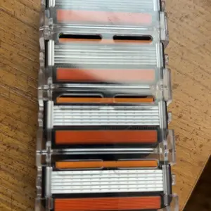 Men's Razor Blade Replacement 24/48pcs Sharp Handheld Razor Blade 1 Count Handle for Daily Use Head Shaver Kit with Six Layer Blade Comfort Smoothness sharp handheld razor blade