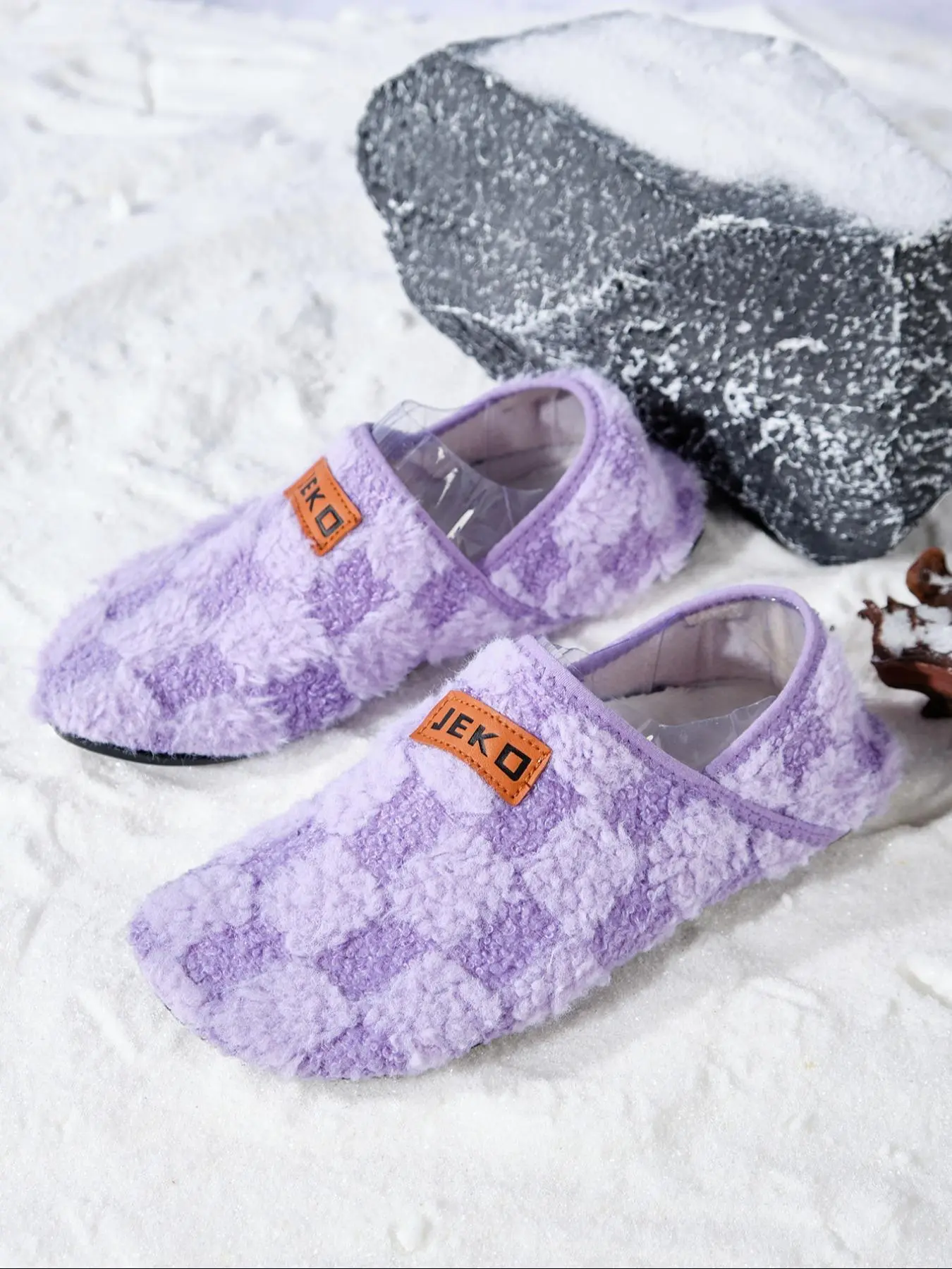 Unisex Slip on Slippers, Casual Soft Non Slip Comfortable House Slippers, Warm Slippers for Indoor & Outdoor Use for All Seasons Footwear Casual Slipper Shoes