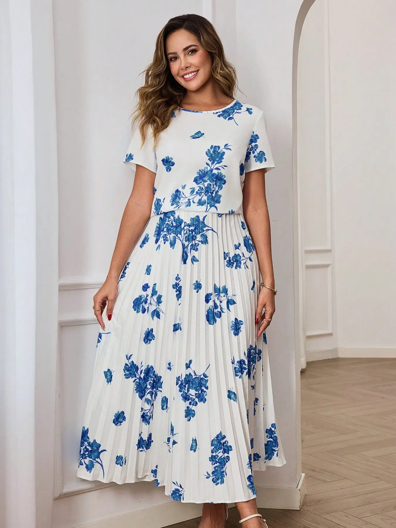 Women's Elegant Floral Pleated Skirt Top Set, Slim-Fitting Suit for All Seasons, Stylish Clothing for Everyday Wear, Perfect for Any Occasion