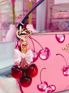 Chic Resin Cherry Keychain with Lobster Clasp, Charming Keychain, Shiny Cherry Pendant Bag Charm, Fashion Accessory for Women & Car Keys