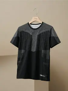 New men's breathable round neck T-shirt with letter pattern printed thin outdoor badminton training running quick drying top Breathable Gym Workout Tops