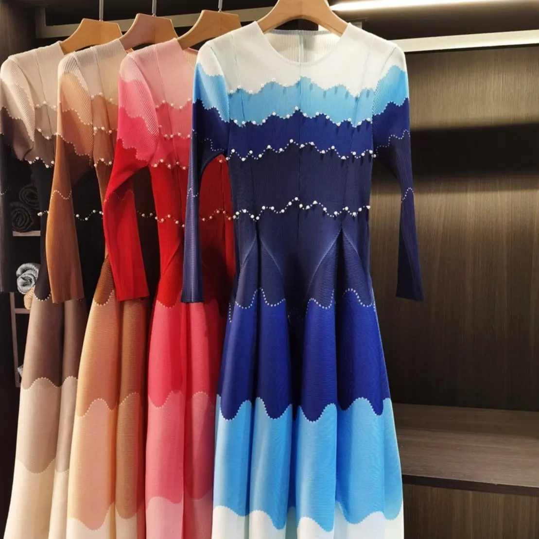 Loose-fit Color-block Printed Dress Loose-fit Color-block Printed Dress