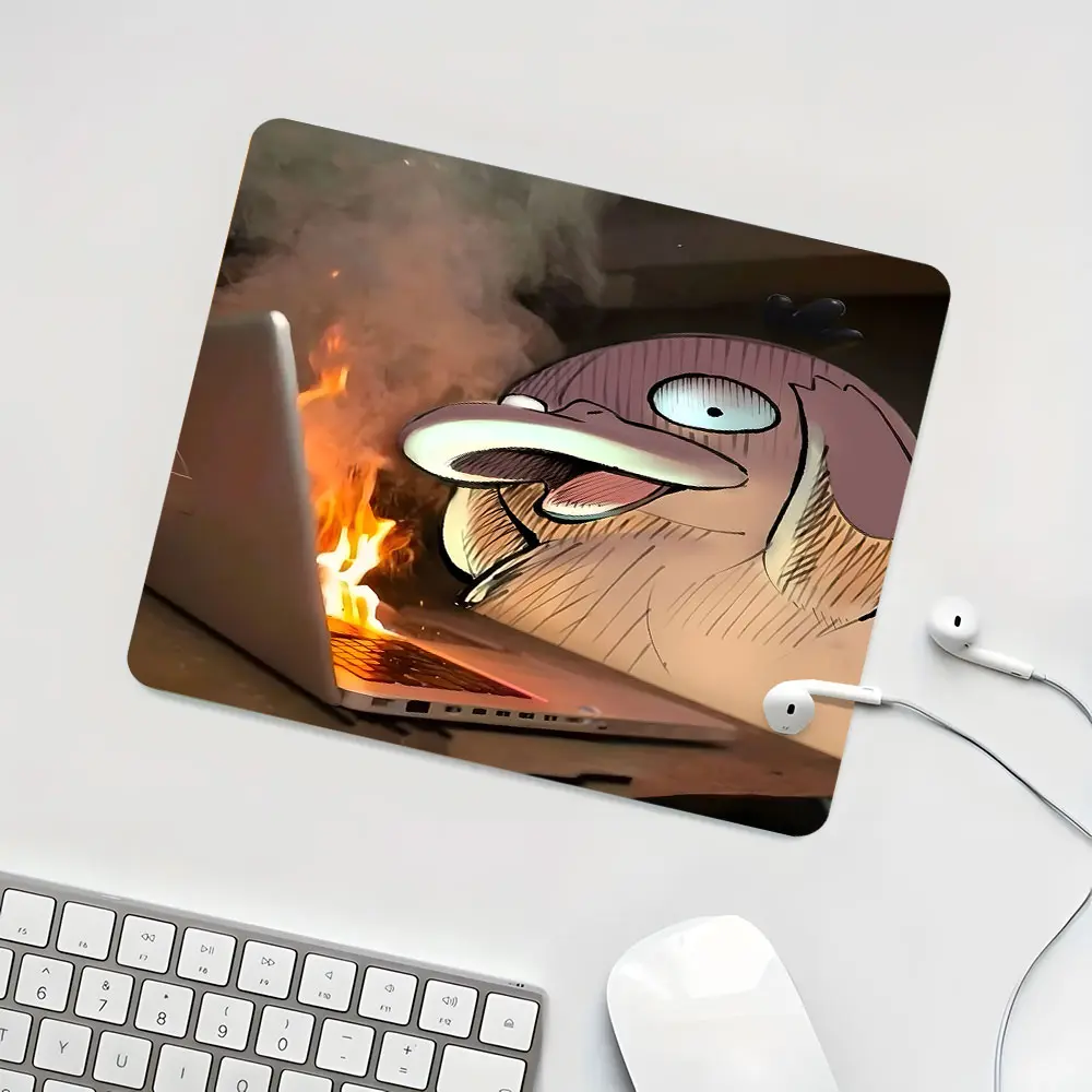 Grumpy cartoon duck at work square gaming mouse pad, Anime mousepad, humorous desk mat suitable for work, gamer, desktop decorative protective pad, rubber anti-slip lockedge work pad, suitable for laptop computers and desktop computer games Mouse Pad Cute