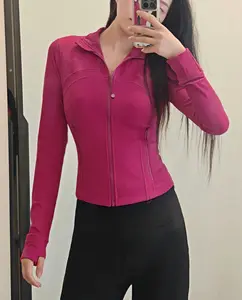 Women's workout jacket vertical striped ribbed stand collar color block full-zip yoga jacket, quick-drying and form-fitting stylish athletic top with thumb holes and zipper