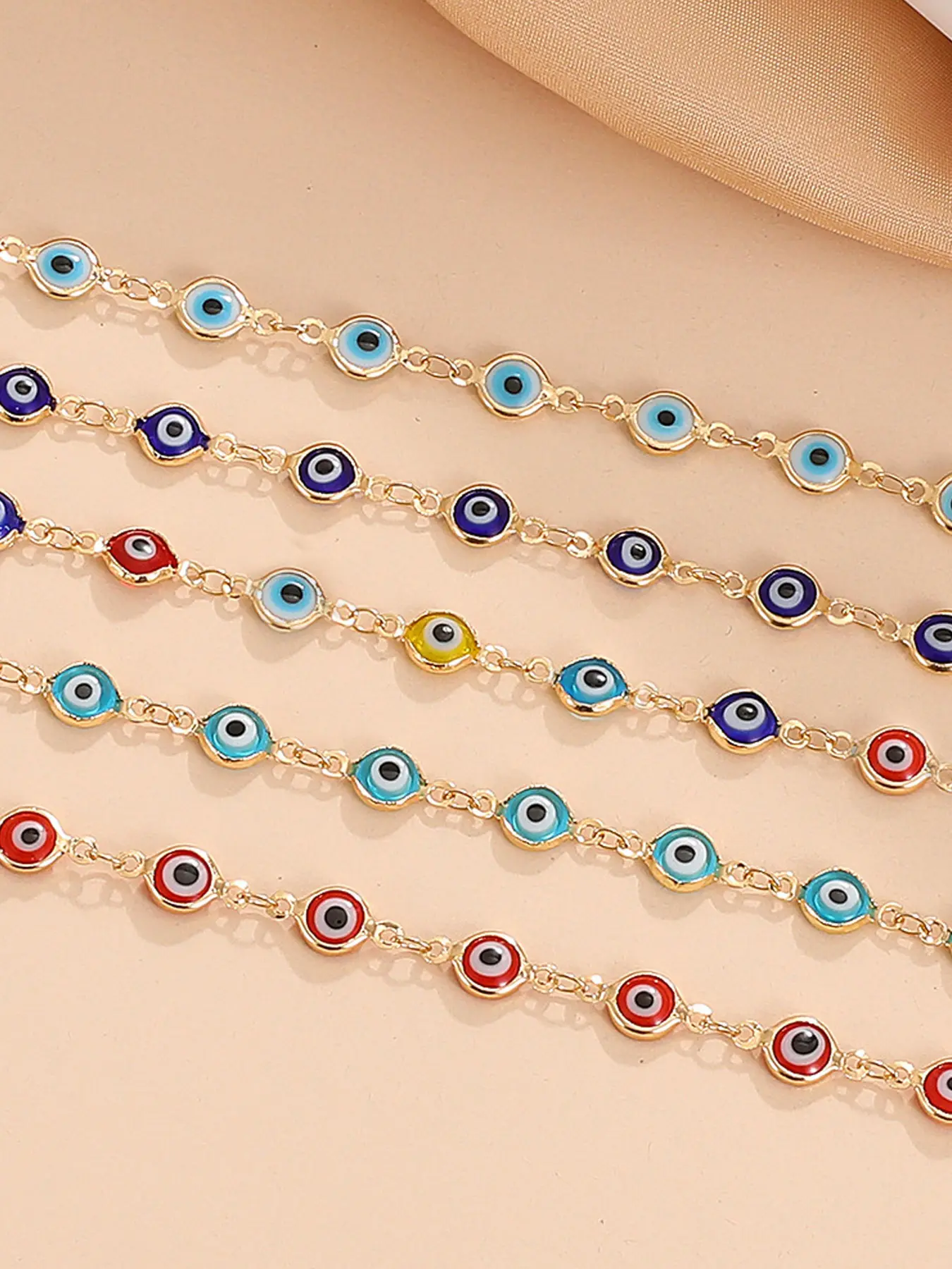 Single Evil Evil Eye Bracelet, Light Luxury Niche Style, Clear 3D Evil Eye Pattern/Adjustable Chain for All Wrist Sizes, Elegant for Commute Matching/Creative for Holiday Gifts, Suitable for Fashion Lovers Pursuing Unique Designs, Adjustable Link Bracelet
