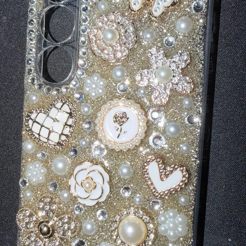 Gold and White Pearl Customized Junk Case for Samsung Galaxy S23 - Elegant Design with Floral and Heart Motifs