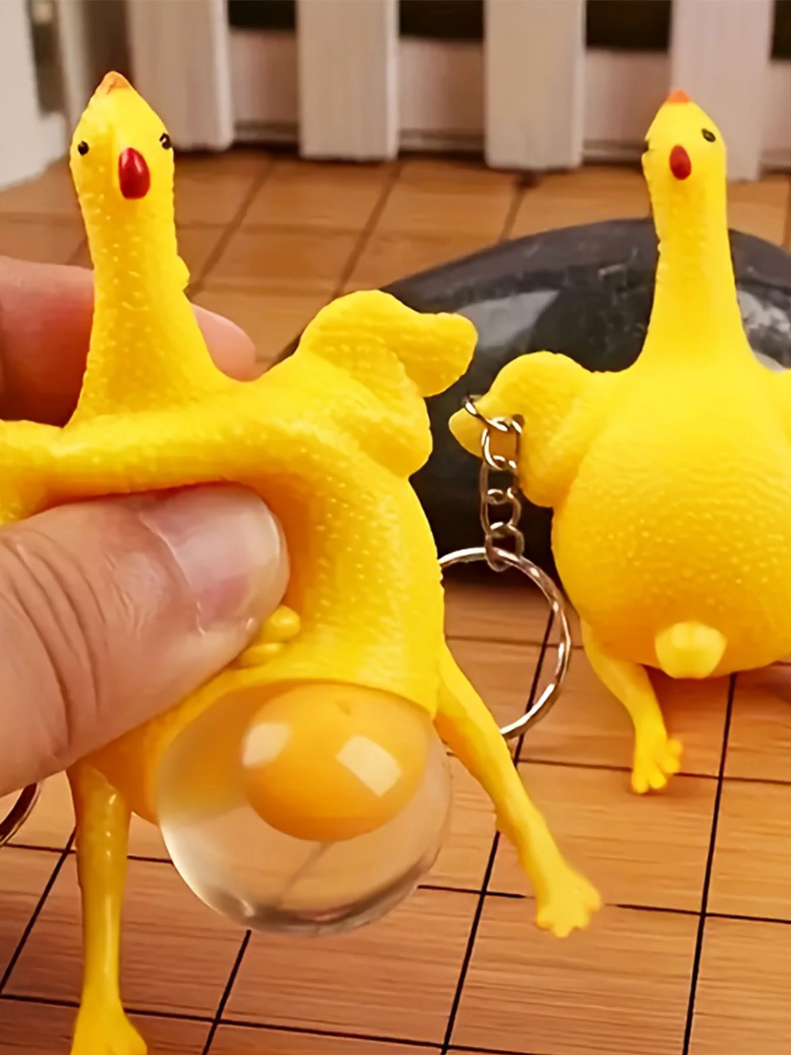 2pcs Fun Keychains , Cute Keychains For Car Keys, Novelty Squeeze Egg Laying Chicken Toy, Surprising Soft Cute Keychain Accessory, Kids Children Toy, Stress Relief