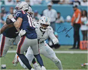 Chop Robinson Miami Dolphins Autographed "16 x 20" Sacking Drake Maye Photograph - Fanatics Authentic Certified