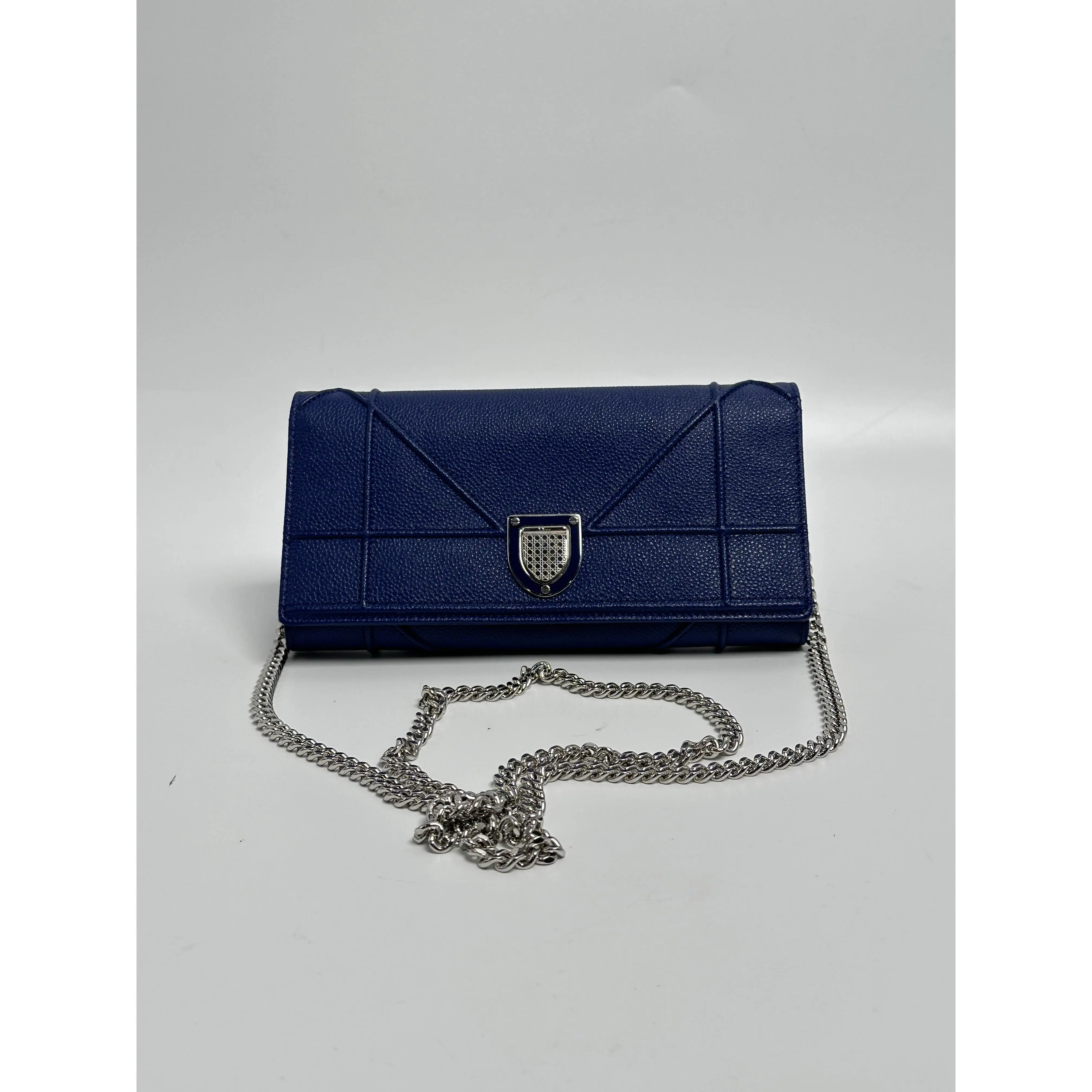 Pre-owned Dior leather wallet Christian Diorama on Chain / Chain Clutch – Blue JD356DR