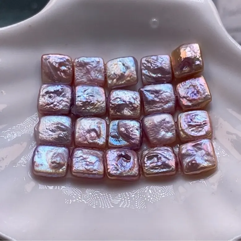 Cube（3 Cube shape Pearls + 1 Edison）