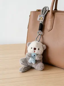 Plush Otter Keychain For Bags Plush Toy Pendant Soft Filled Cartoon Animal Shape Backpack Charm Fashion Accessory Cute Bag Decoration Gift Box Fillers