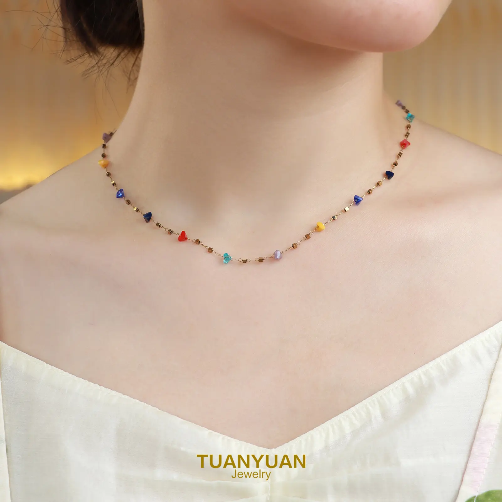 Unisex Colorful Crushed Stone Dopamine Chains Necklace - Dainty Gold Bead Jewelry, Elegant Aesthetic, 5 cm Extension Chain, Suitable for Any Occasion