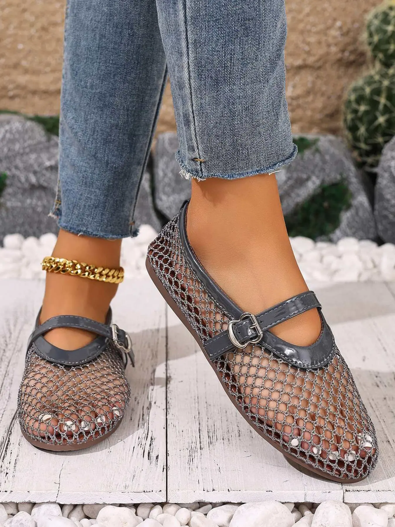 Women's Summer Round Toe Slip-On Hollow-Out Fishnet Sandals, Mary Jane Flats, Breathable Slip Ons, lightweight breathable footwear, Casual Breathable Comfort Shoes for Daily Wear & Outdoor Activities