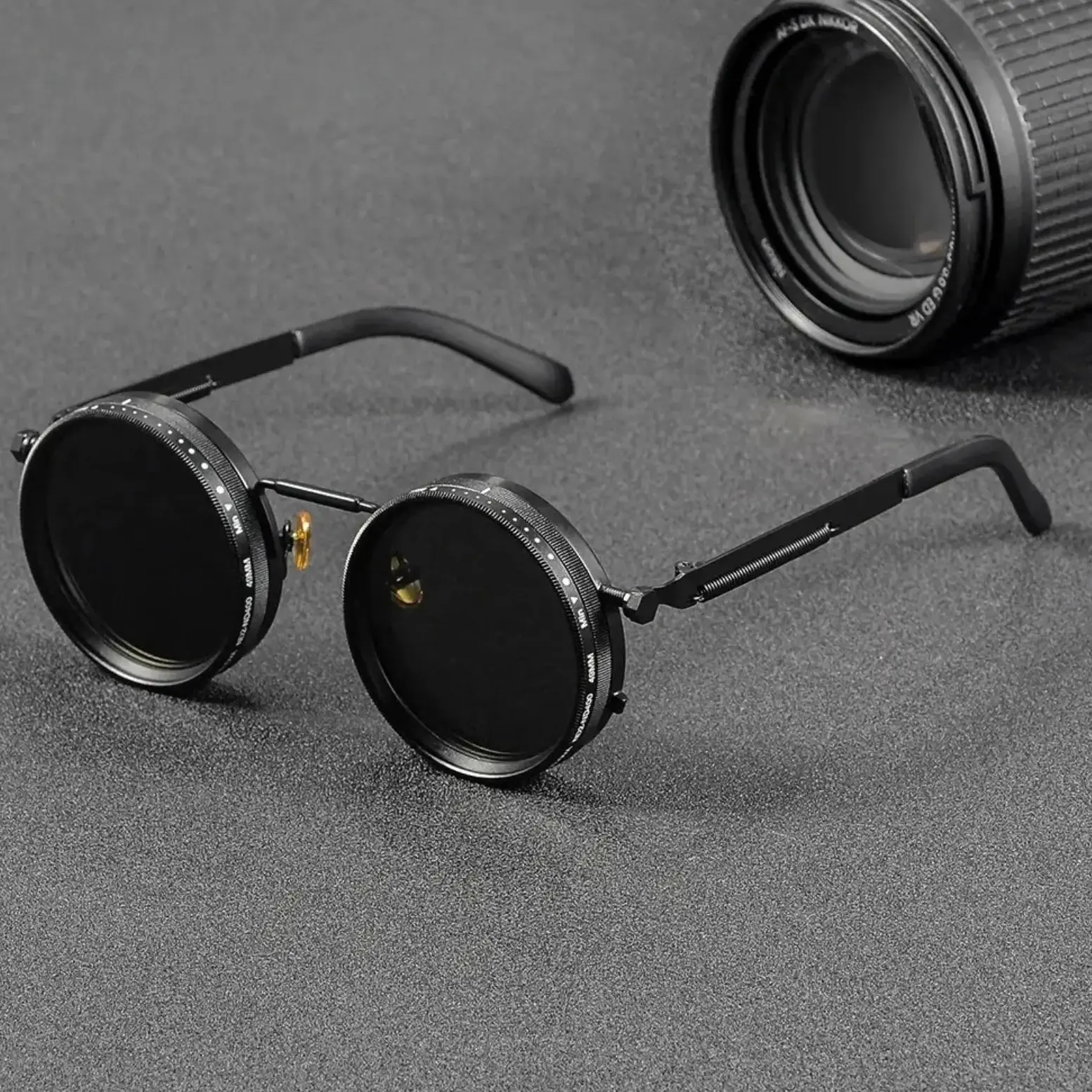Cyberpunk Adjustable Dimming Sunglasses - Retro Round Polarized Shades for Men & Women, Photochromic Smart Lens for Outdoor & Streetwear, Y2K Punk Aesthetic Sunnies