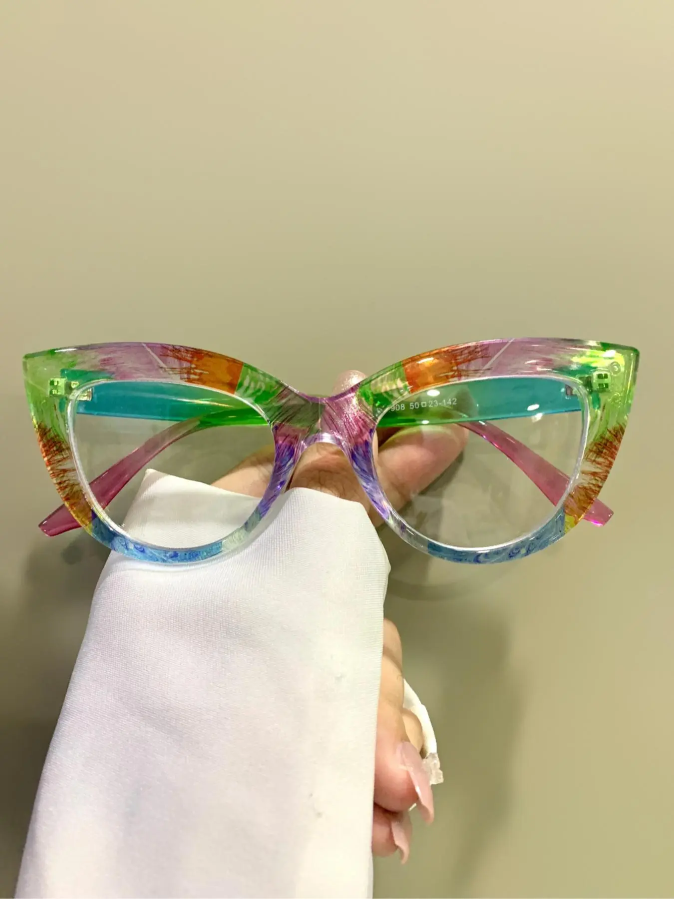 Colorful Frame Cat Eye Glasses Unisex, Street Style PC Frame, All Seasons Fashion Accessory for Men and Women, Stylish Eyeglass, Fashionable Frames Glasses, Fashion Eyewear