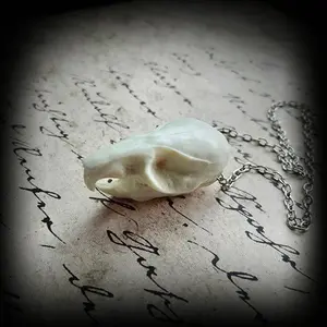 Resin Rat Skull Necklace Resin Rat Skull Necklace