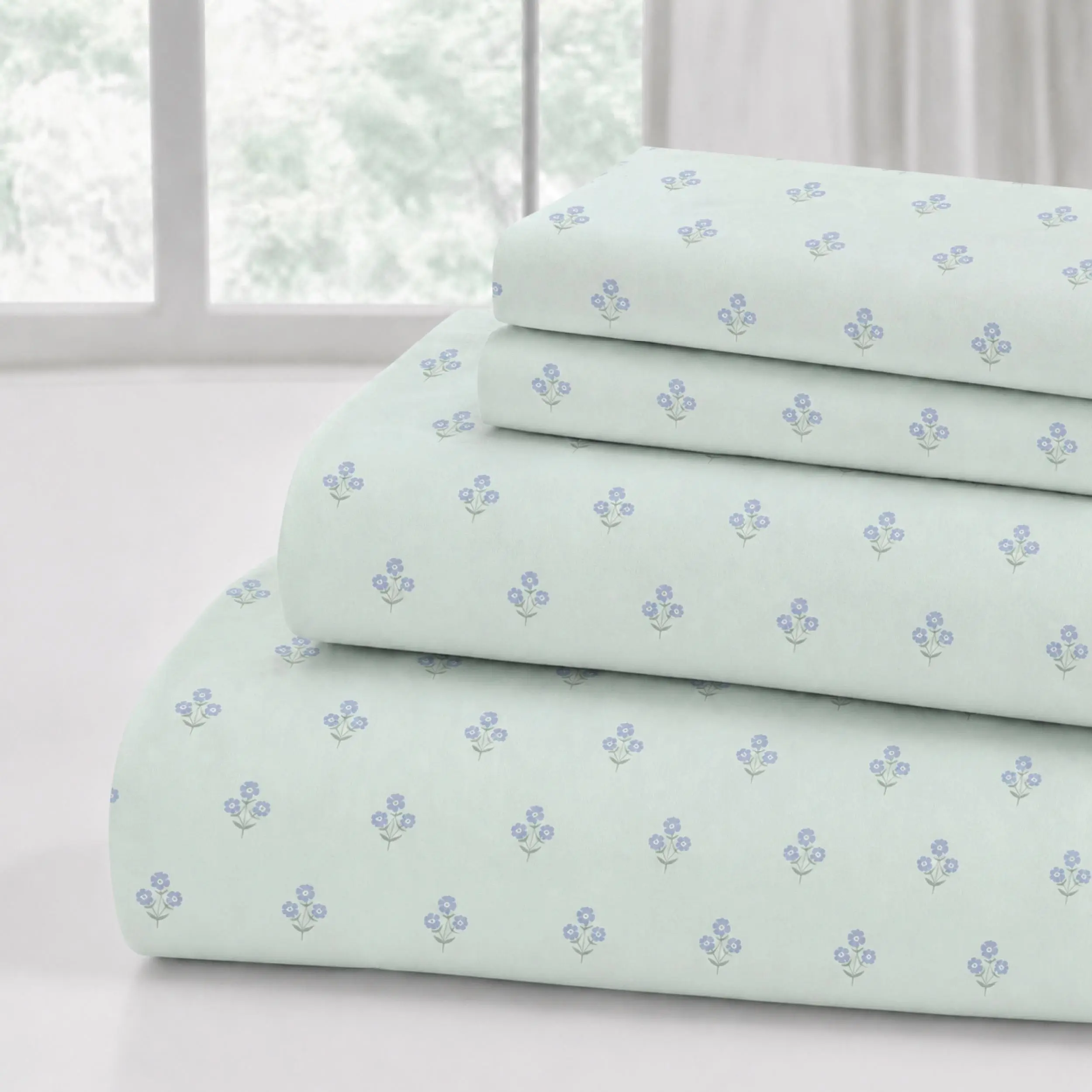 Modern Threads Microfiber Sheet Set, Silky Soft & Wrinkle-Free, Deep Pocket Fitted Sheet, Flat Sheet & Pillowcases, Bouquet Floral Blue, Full