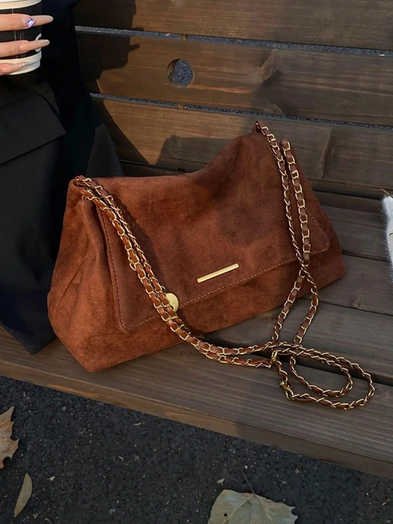 Fall Winter New Women's Tote Bag with Chain Strap, Suede Crossbody & Shoulder Handbag, Elegant Top-Handle Purse for Daily Use, Elegant Bags, Stylish Chain Bags, Fashion Crossbody Handbag, Chic Crossbody Bag