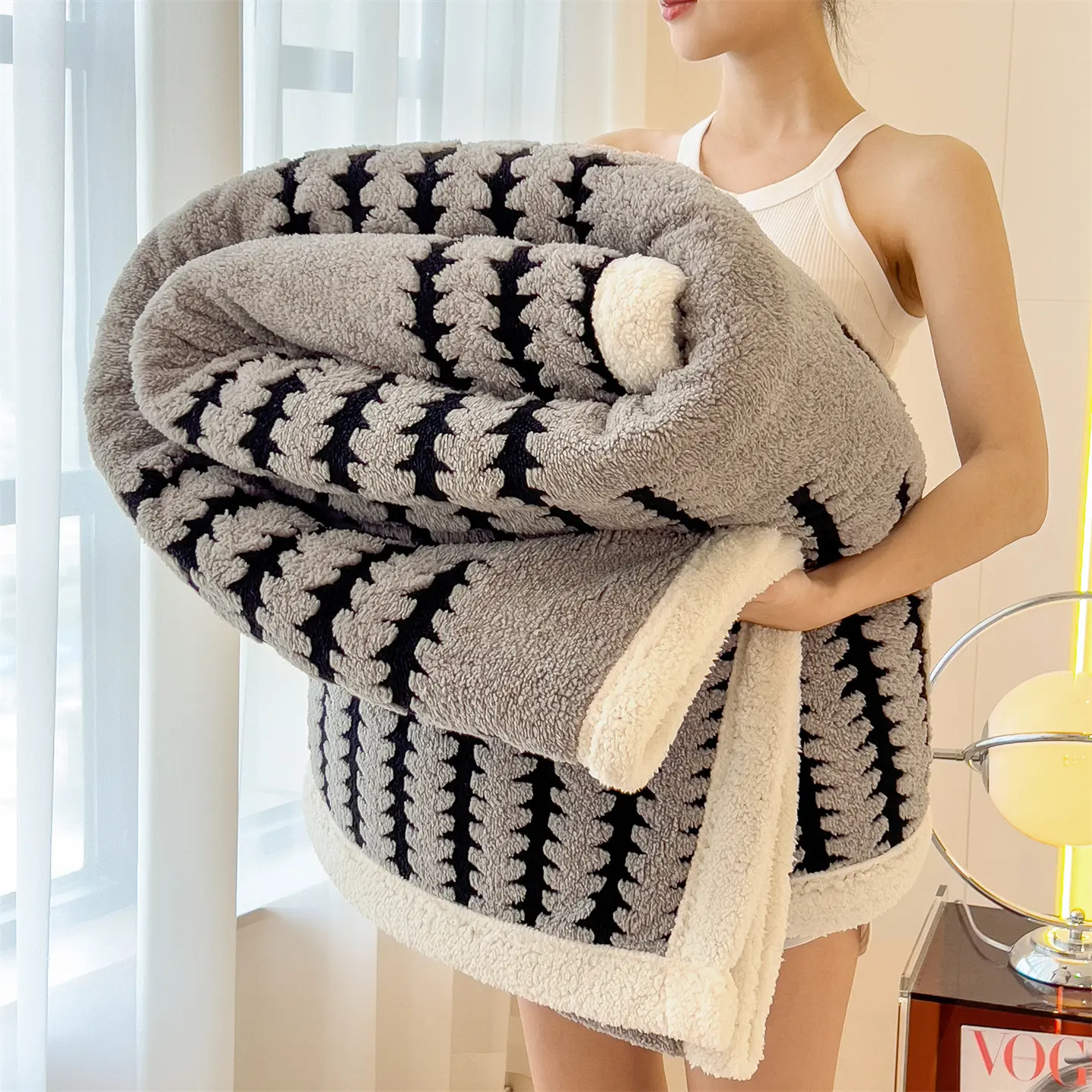 Luxury Coral Fleece Blanket, Soft All-Season Bed Cover, Soft Touch, Geometric Stripes, Geometric Patterns, Bold Patterns, Polyester Fiber, Premium Fleece Blanket, Soft Warm Blanket