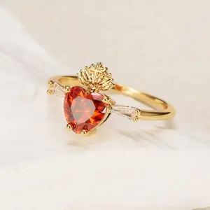 Zircon Women's Ring with Heart-Shaped Crown - Light Luxury, Elegant & Exquisite for Weddings, Anniversaries, Birthdays, Mother's Day, Birthday Gift