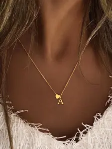 Letter & Heart Charm Necklace Initial for Women, Classic Jewelry for Girls Gift, Fashion Jewelry for Party, Daily Clothing Decor, Exquisite Chain Jewelry for Gift