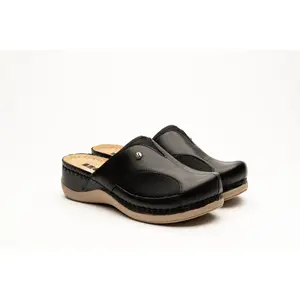 Aria I by LEON- Women’s Leather Clog- Twin Elastic Side Panels for Bunion Relief