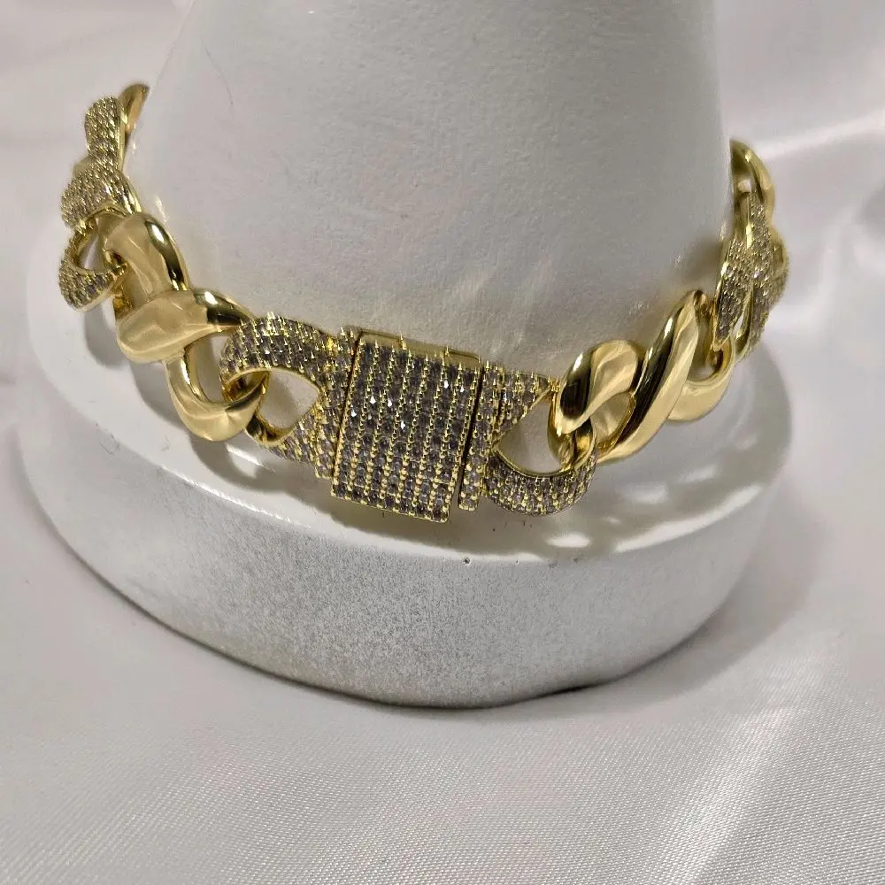 brazalete 1018  unisex gold plated elegante