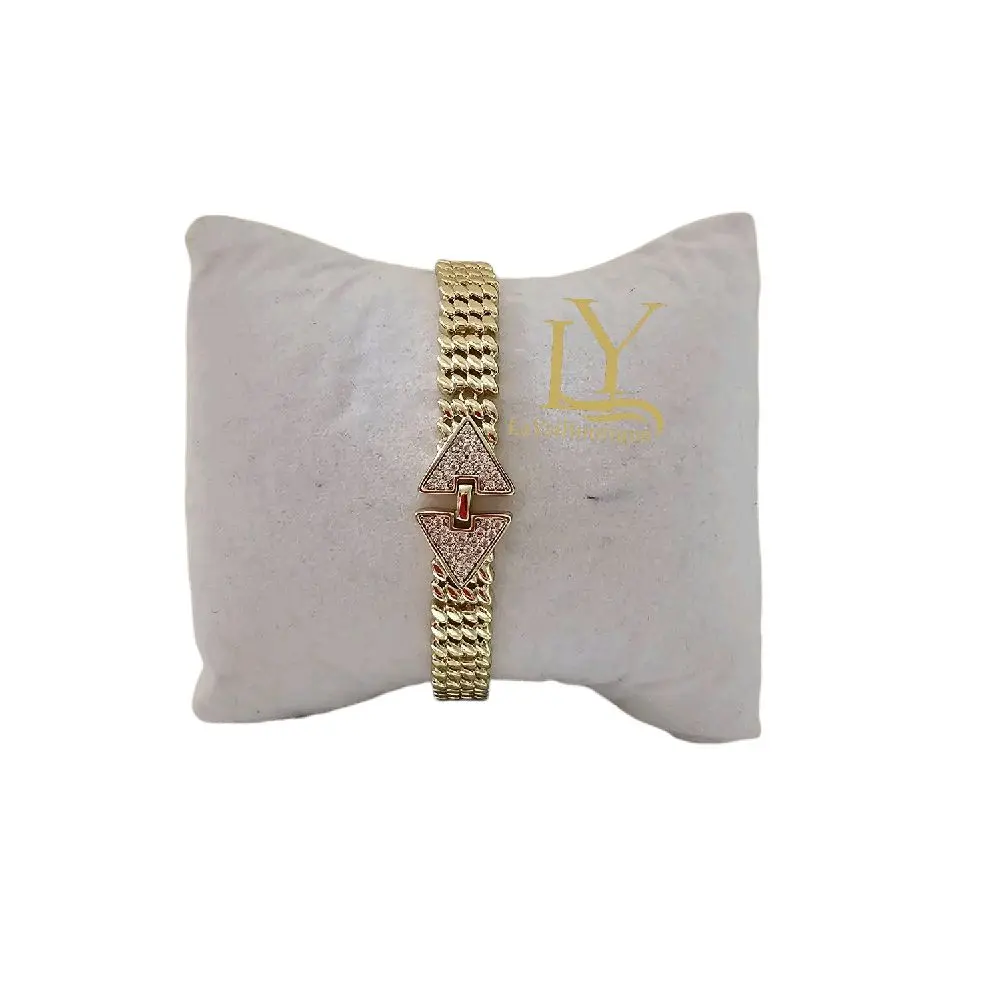 LaYaiBoutique #1333 High quality 14k gold plated bracelet. LaYaiBoutique #1333 High quality 14k gold plated bracelet.