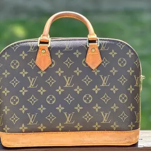 Pre-owned Louis Vuitton . mini bags Alma Shoulder PM Handbag, Vintage Condition with FL0091 Date Code