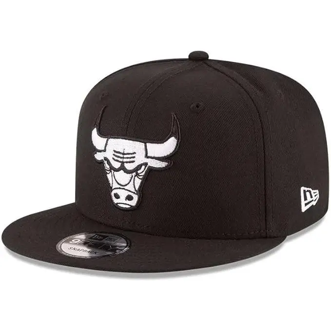 New Era 9Fifty NBA Chicago Bulls Snapback Cap - Adjustable - Black 70353680