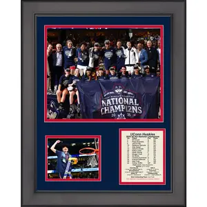 Poster UConn Huskies 2025 Women's NCAA National Champions Poster Photo Collage