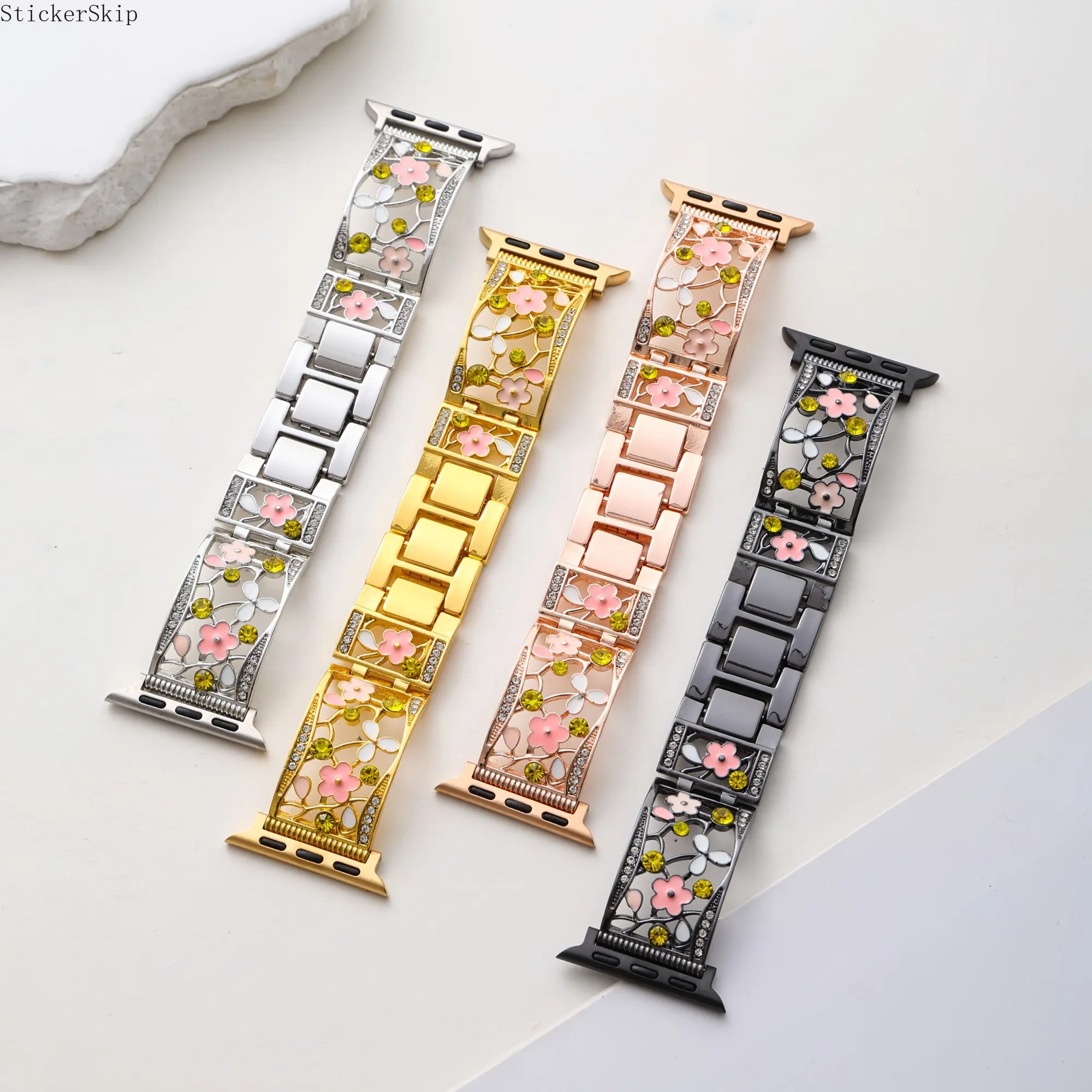 2026 New Luxury Hollow-Out Flower Metal Smart Watch Strap, Wearable Accessory for 38mm-49mm Compatible Smart Watches (38mm,40mm,41mm,42mm,44mm,45mm,49mm)