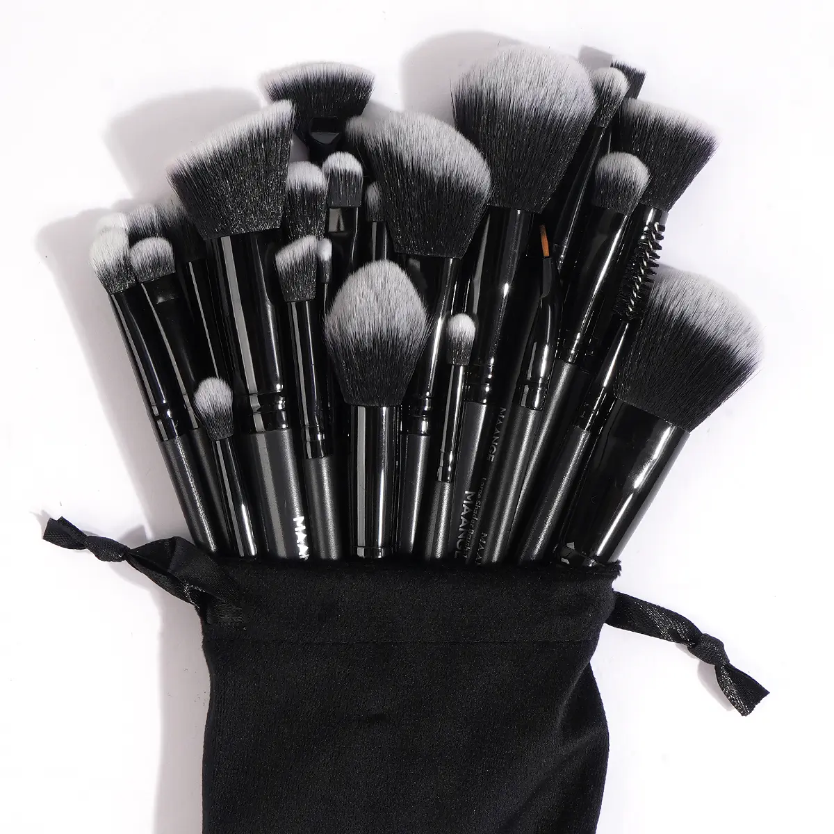 30 Counts Brushes with Velvet Bag - Black Black