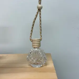 Hanging Shell Car Diffuser - 15ml All-Natural Fragrance Oil, Choose Your Own Scent, Shell Design, Easy to Use, Long-Lasting Fragrance