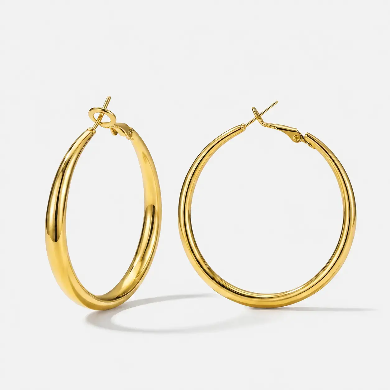 Gold Chunky Hoop Earrings for Women, Simple Geometric Round Statement Jewelry with Hypoallergenic S925 Silver Needle, Lightweight for Sensitive Ears, Hypoallergenic Jewelry, Gold Statement Earrings, Easy Pairing