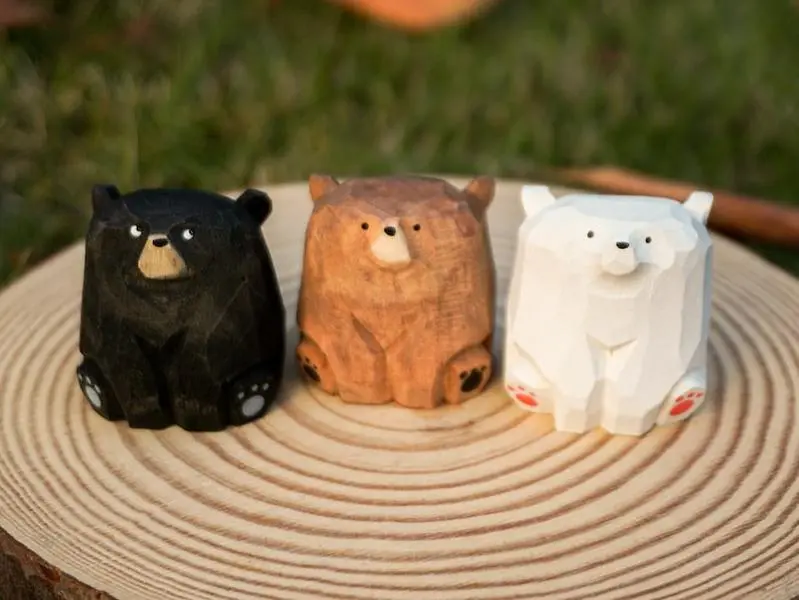 Handmade Wooden Carving Mini Bear Sculpture,Hand Carved Wood Bear Statue, Bear Figurine, Desktop Mini Ornaments, Bear Lovers Gift