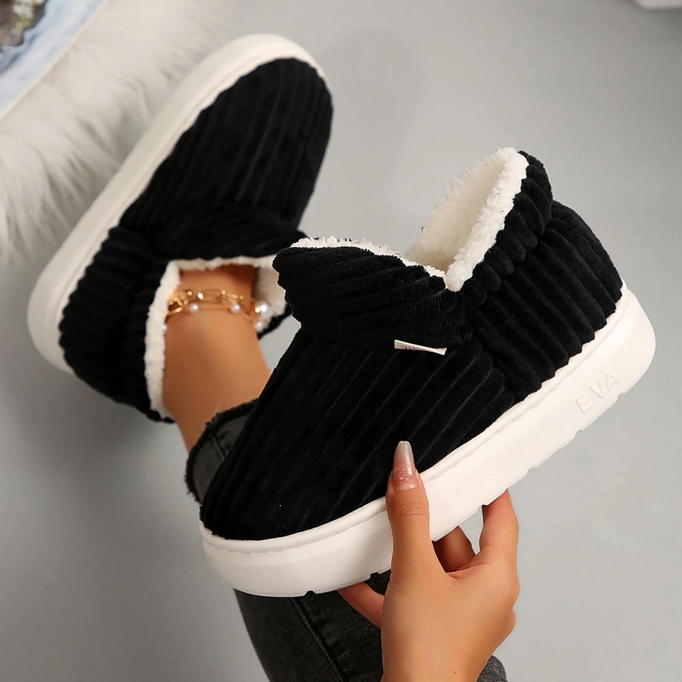Cozy Cotton Women's Bedroom Slippers - Soft & Warm House Shoes for Indoor Comfort
