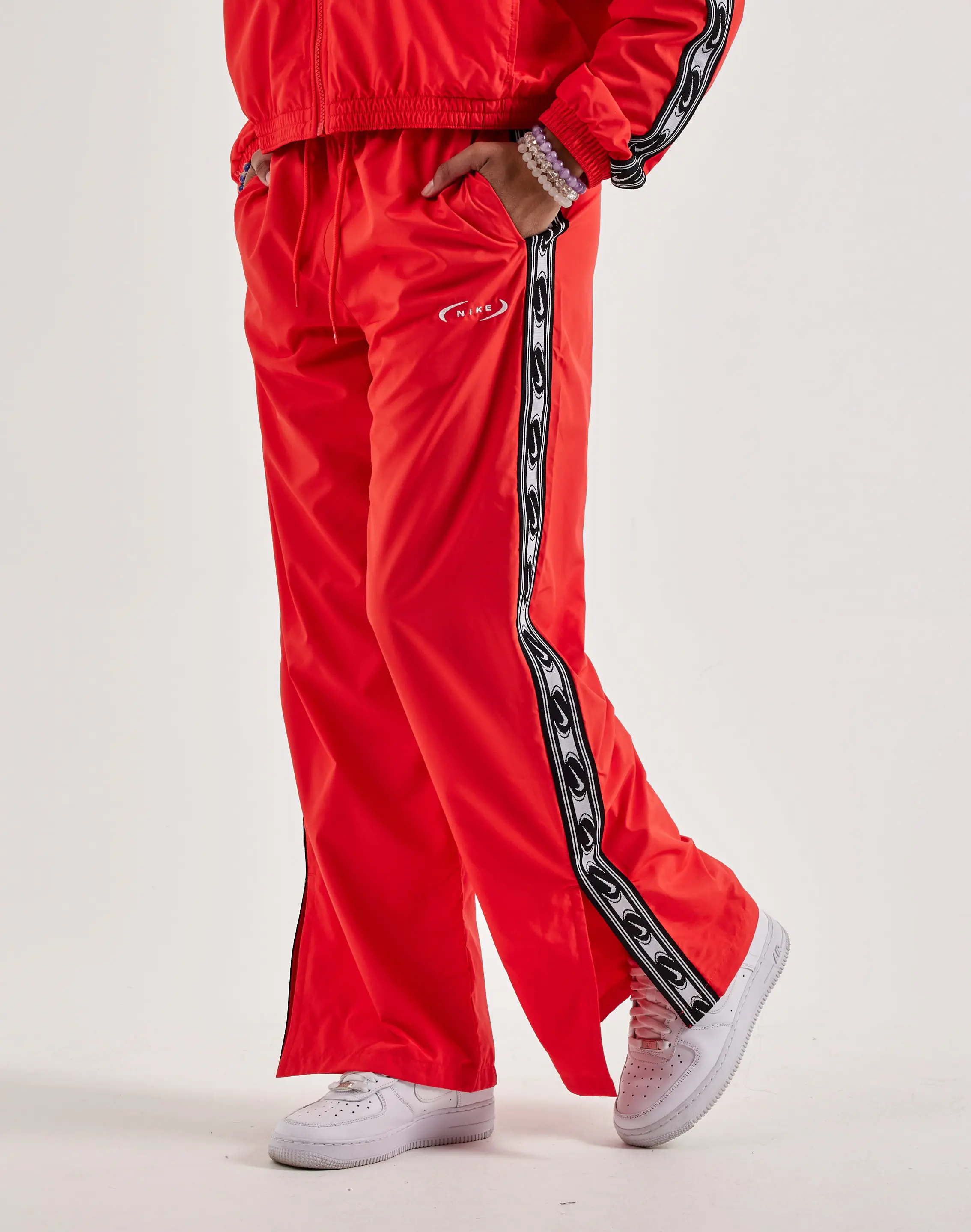 Womens Nike Sportswear Classic Woven Pants