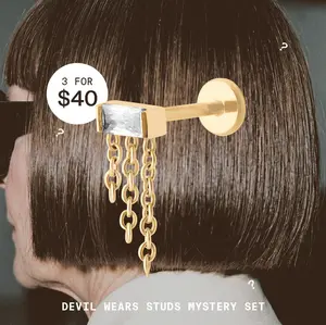 Studs Devil Wears Studs Set