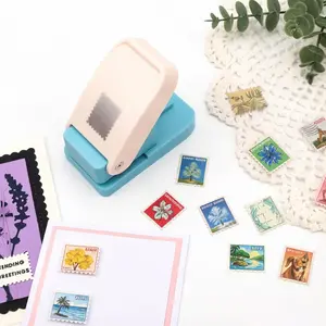Scalloped Edge Paper Punch, Ergonomic Easy-Press Border Cutter for Scrapbooking, DIY Card Making (Home & Festive Party Supply)